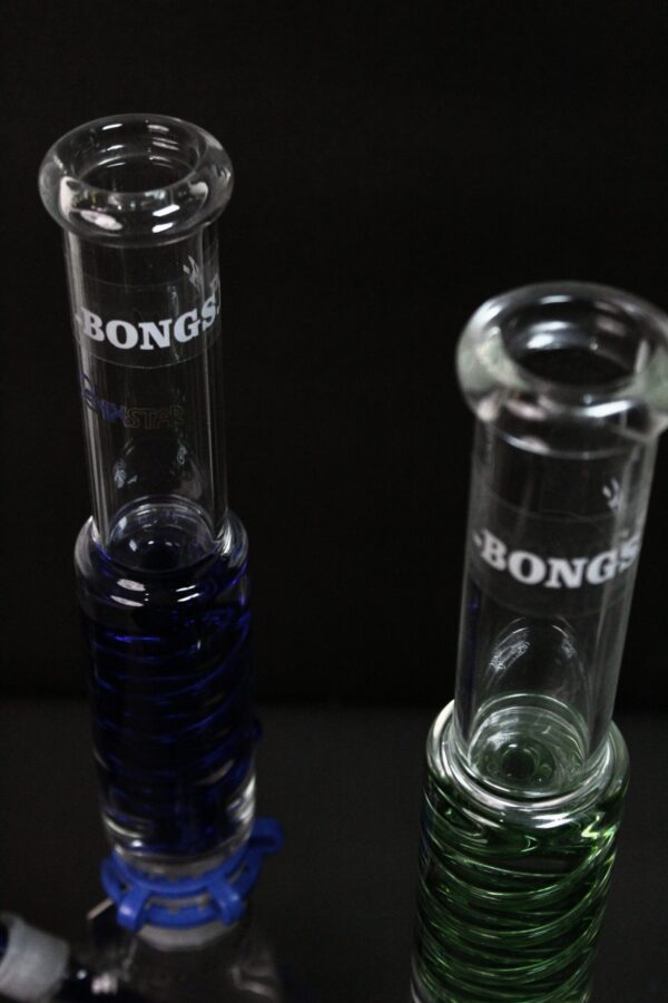 Advanced freez beaker bong v2 - Image 6