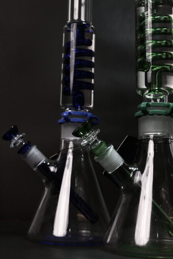 Advanced freez beaker bong v2 - Image 4